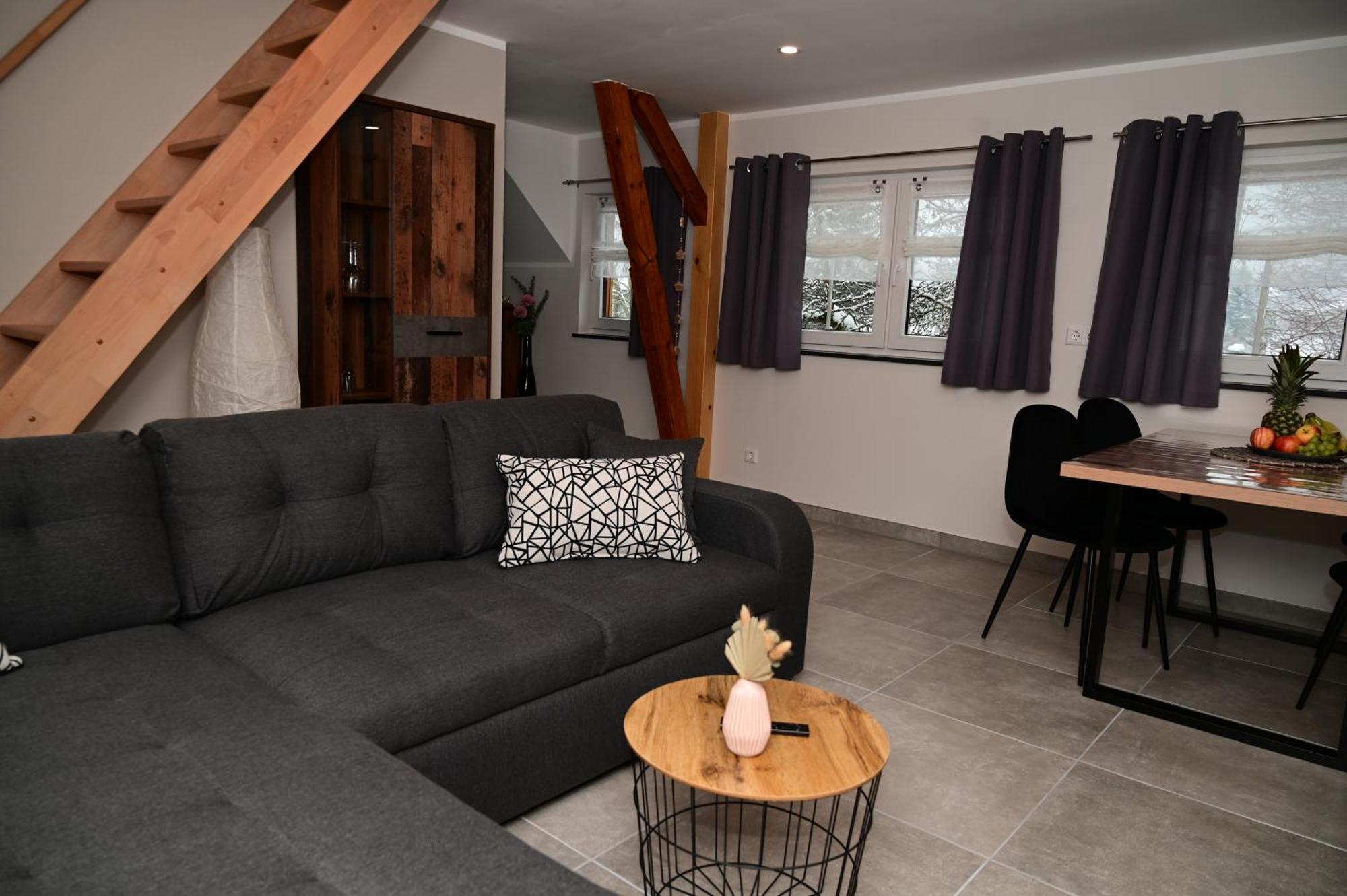 Ferienwohnung Am Kalten Bach Durrrohrsdorf エクステリア 写真